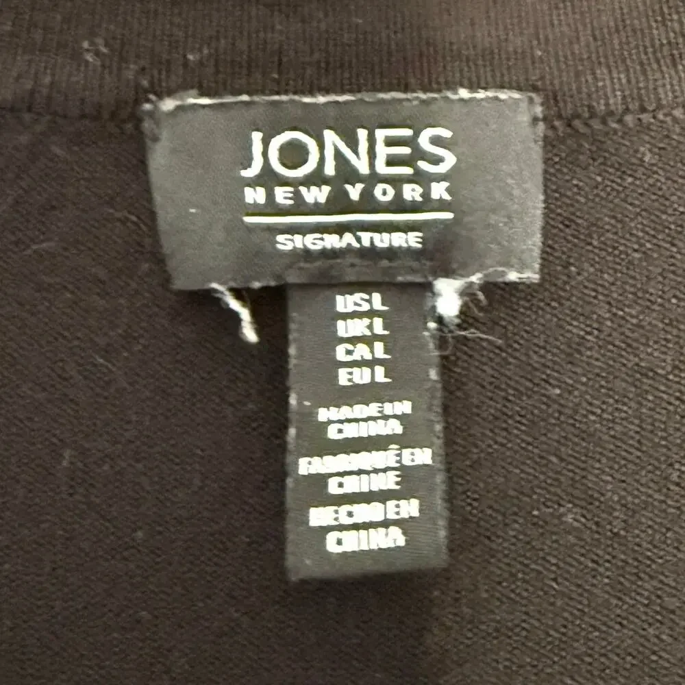 Jones New York vneck tunic top size large gold buttons